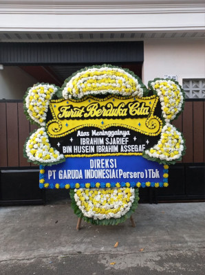Papan Bunga Duka di Manuhing Raya